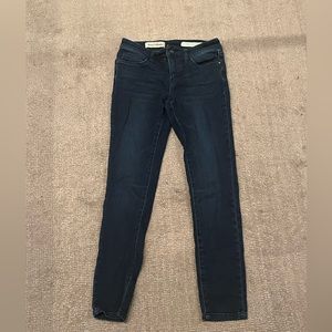 Anthropologie Pilcro Skinny Jean Stet SIZE 27 Dark Wash SOFT